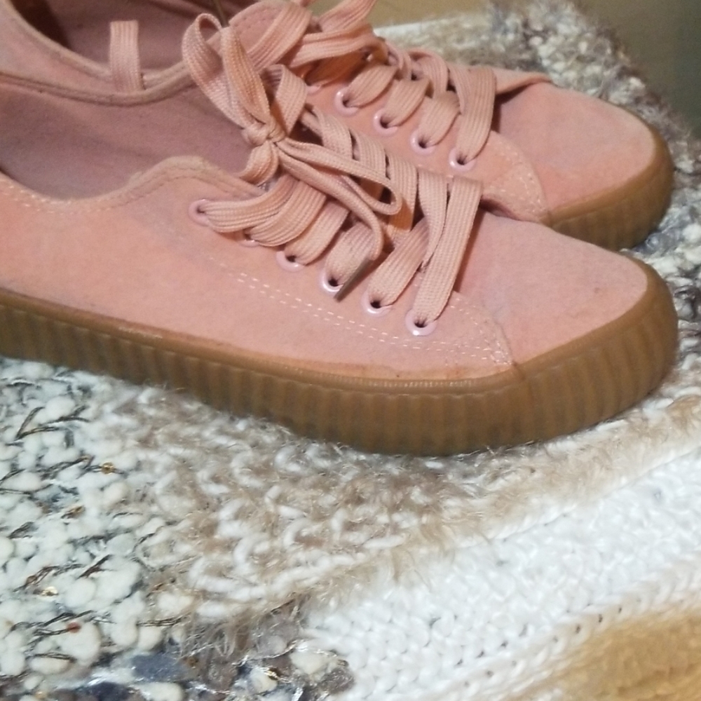 Size 9 Epicstep pink lovely